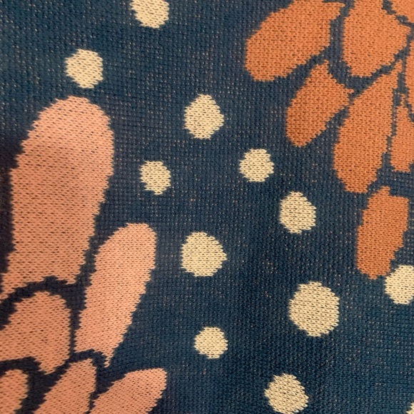 Evy’s Tree Helena sweater size medium - Picture 5 of 10